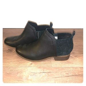 TOMS ankle boots